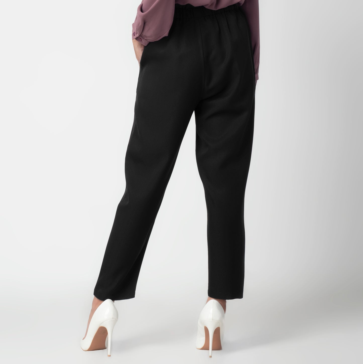 Benhill "Choe" Celana Bahan Wanita High Waist Black 211-39274