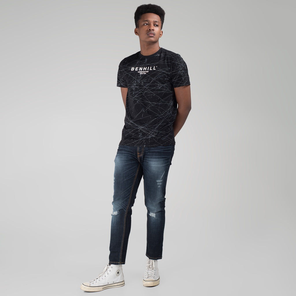 Benhill Kaos Grafis Full Print Hitam 448-39268