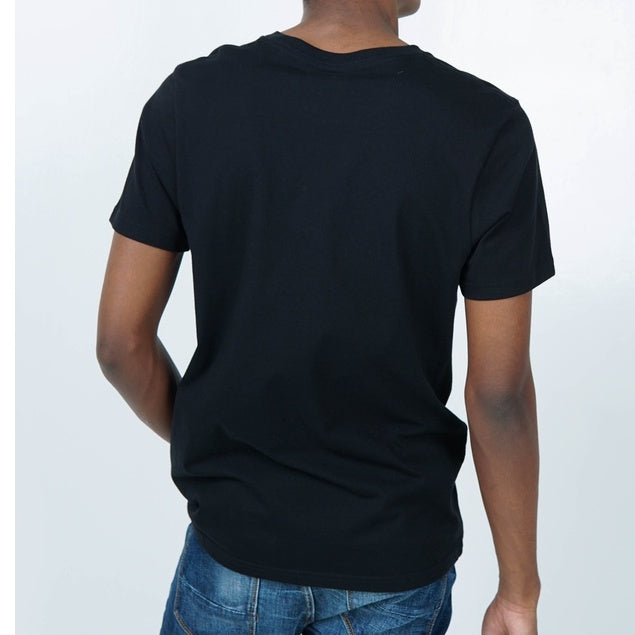 Benhill Kaos Grafis Katun 30s Combed Lengan Pendek Warna Hitam 423-15268