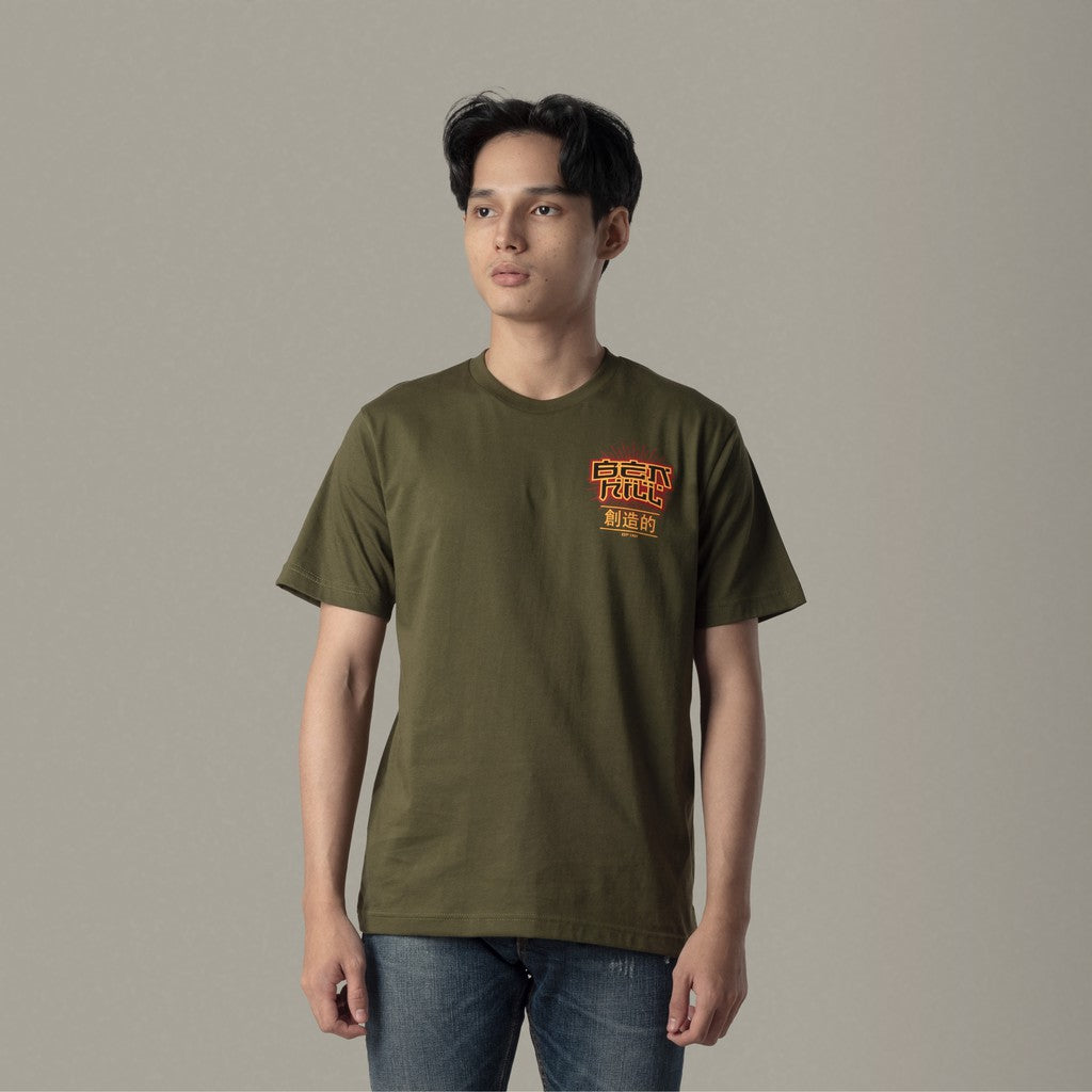 Benhill Kaos Grafis Katun 30s Combed Lengan Pendek Warna Hijau 27825-95768