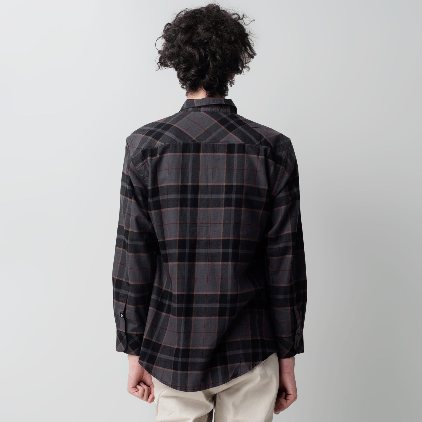 Benhill Kemeja Pria Flanel Panjang Kotak Abu 28180-11633