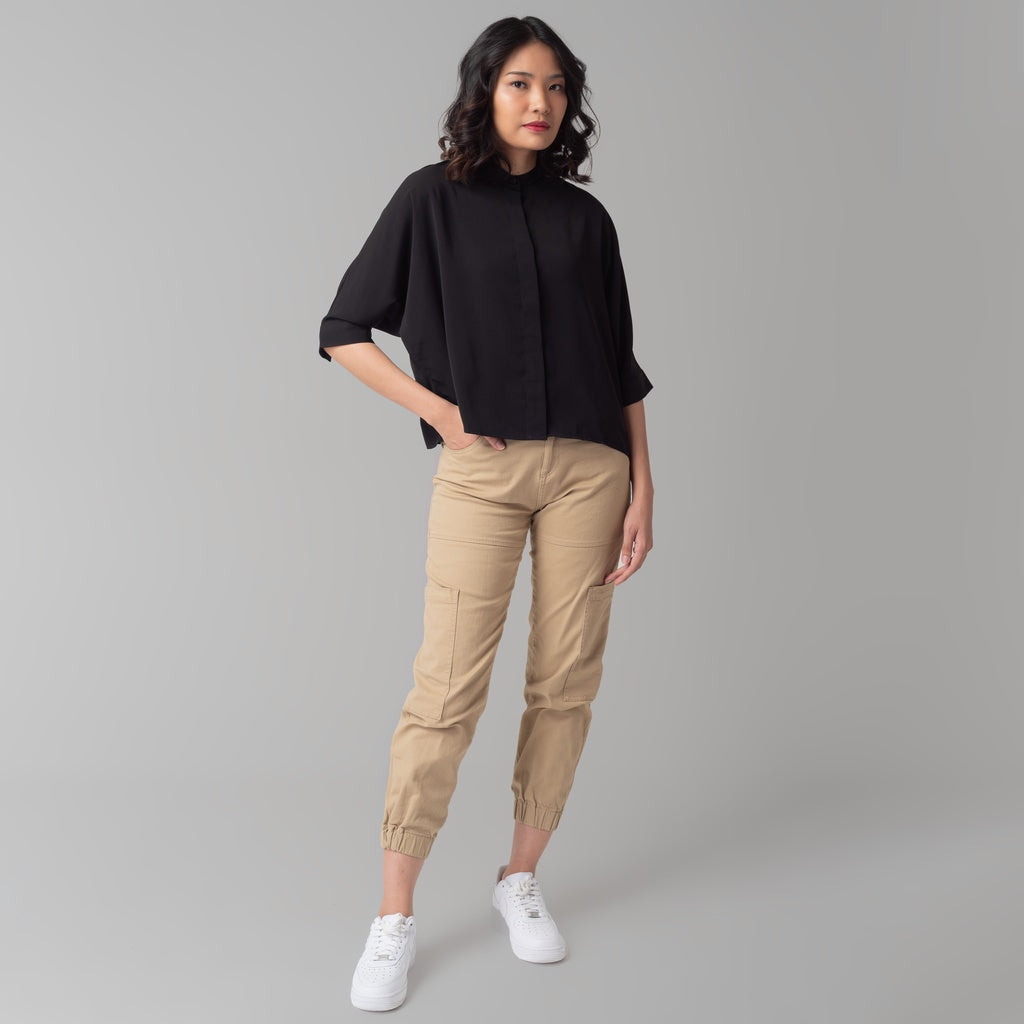 Benhill Kemeja Wanita " Sena" Tops Krah Shanghai Lengan 3/4 Black A102-2920M