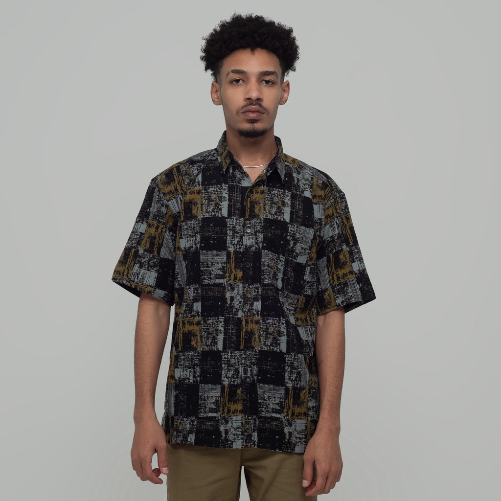 Benhill Kemeja Pria Linen Printing  Lengan Pendek Black 28806-46202