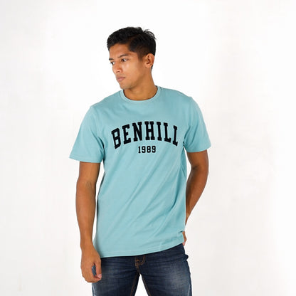 Benhill T-Shirt Pria Grafis Katun 30s Combed Pendek 3 Warna (Brown A86,Mint green A88,Hjiau botol A90)