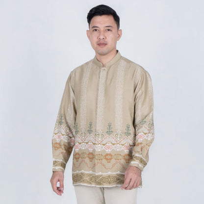 Benhill Kemeja Koko Pria "Tenun Sultan" Dobby Printing Panjang Coklat Susu 51033-36509