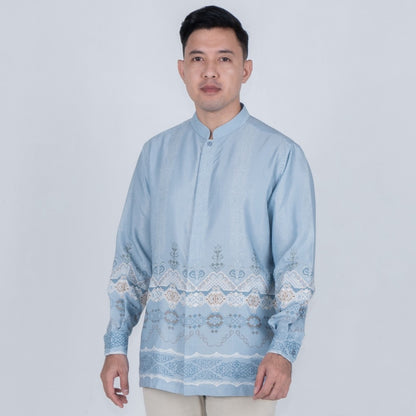 Benhill Kemeja Koko Pria "Tenun Sultan" Dobby Printing Panjang Baby Blue 51043-16309