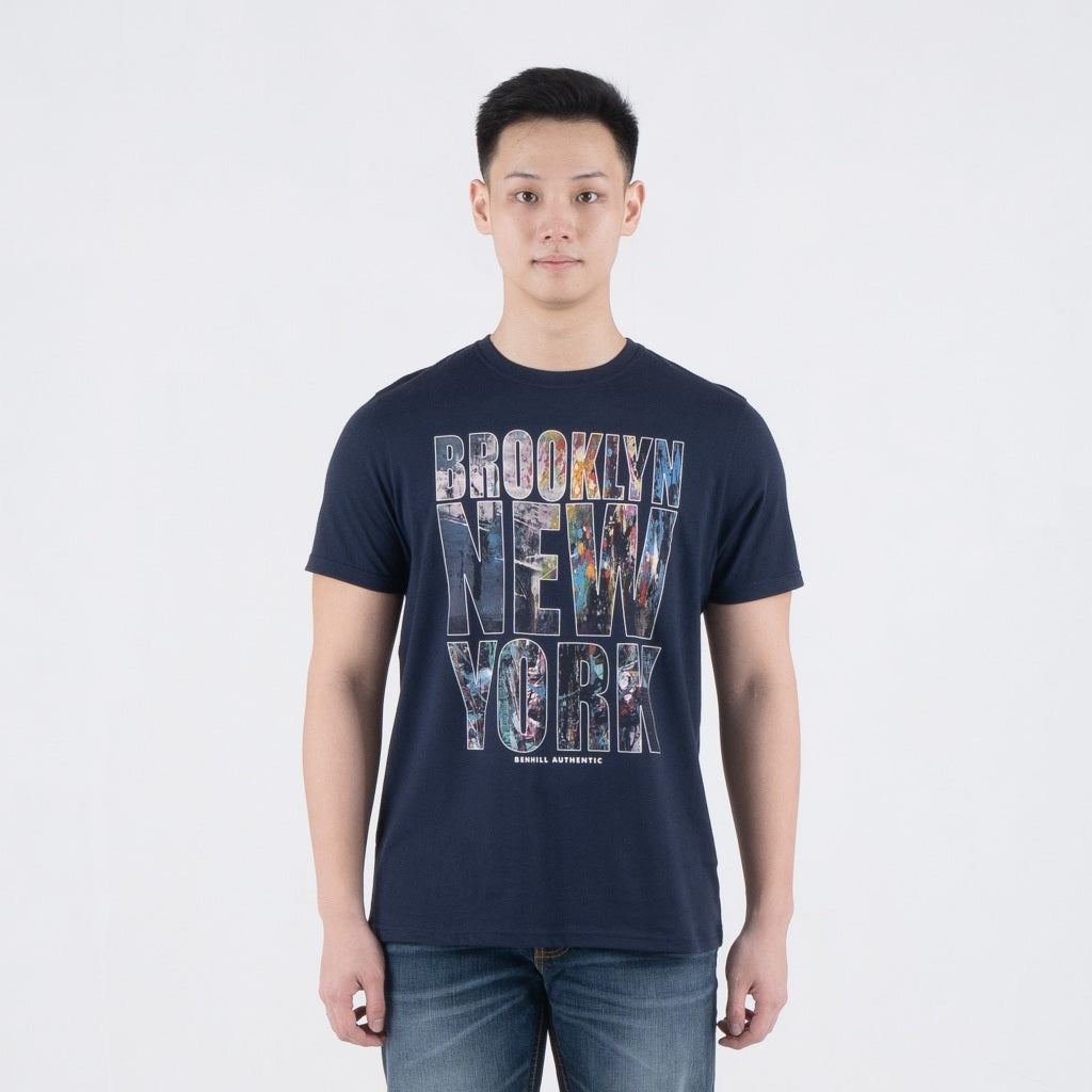 Benhill T-shirt Pria Grafis Katun 30s Combed Pendek Navy A481-39G68
