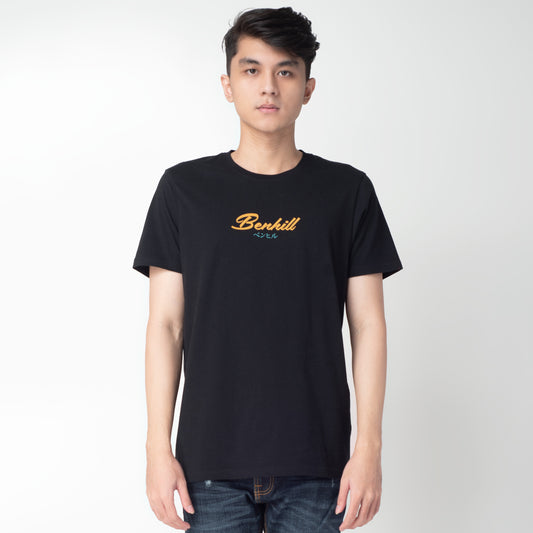 Benhill Kaos Grafis Katun 30s Combed Lengan Pendek Hitam 327-35268