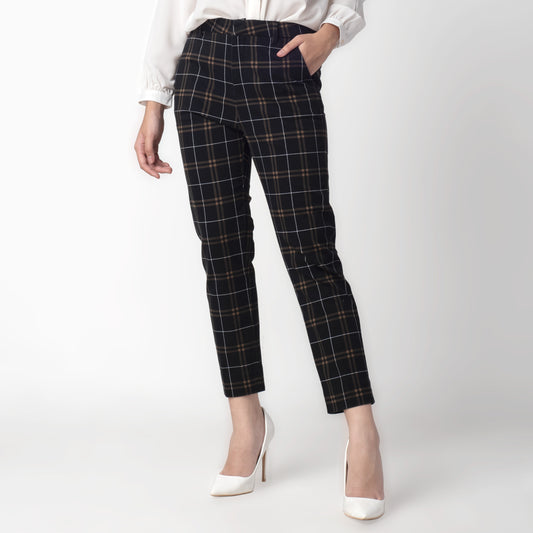 Celana Tartan Wanita "Narae" Plaid Pants Kotak Black 258-32282
