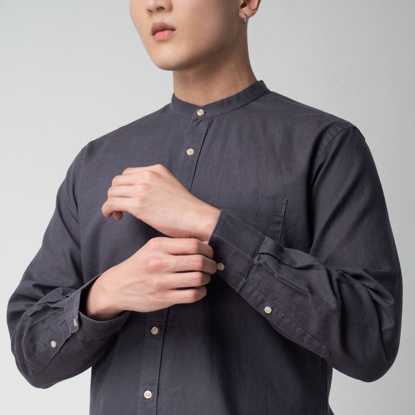 Benhill Kemeja Pria Polos Linen Lengan Panjang Krah Shanghai Grey 04-12671