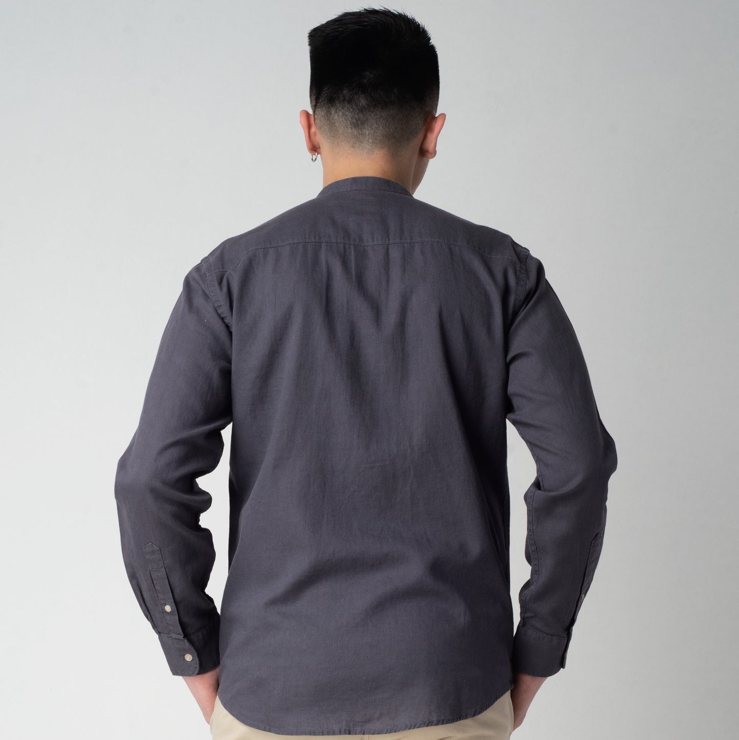 Benhill Kemeja Pria Polos Linen Lengan Panjang Krah Shanghai Grey 04-12671