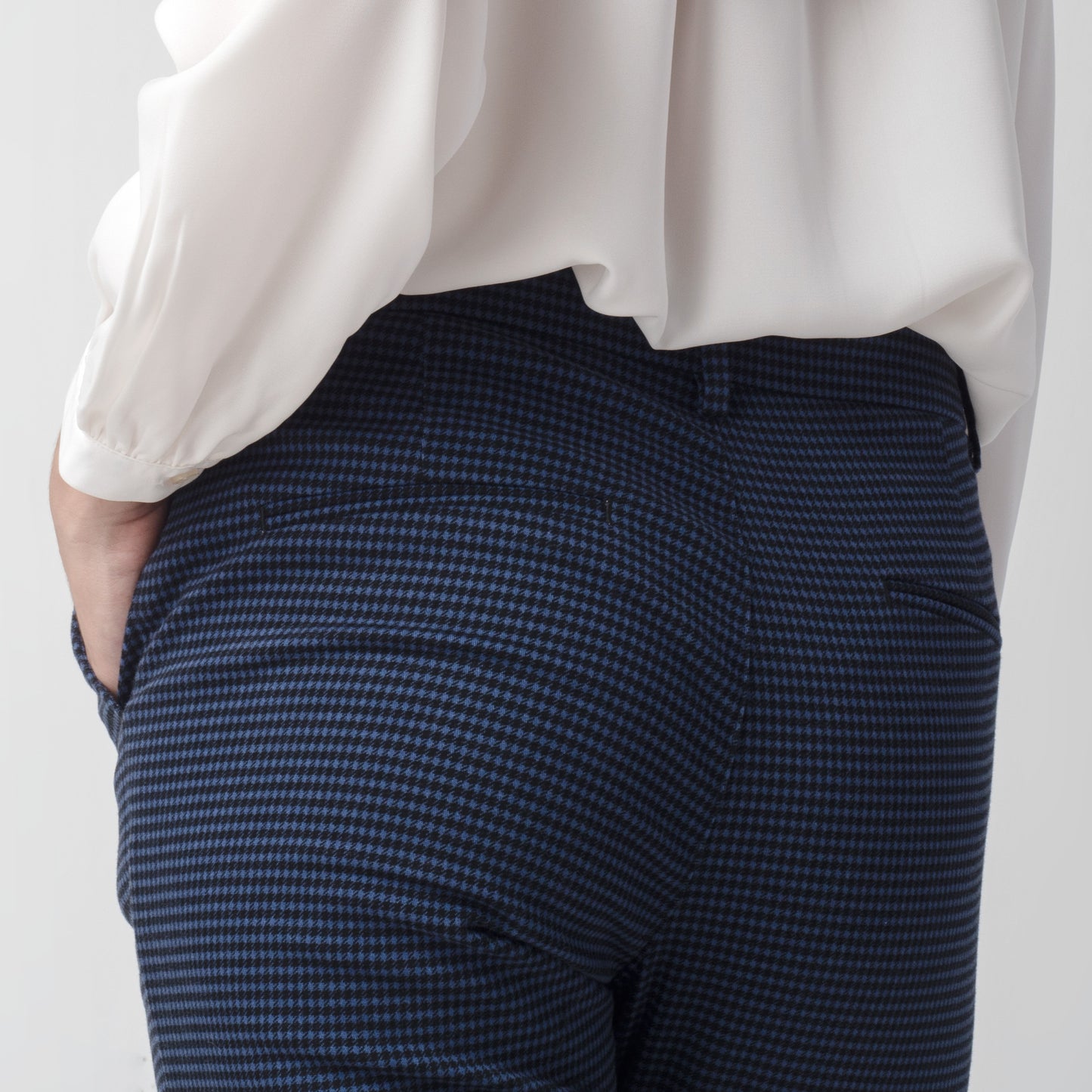 Celana Tartan Wanita "Narae" Plaid Pants Blue 266-32382