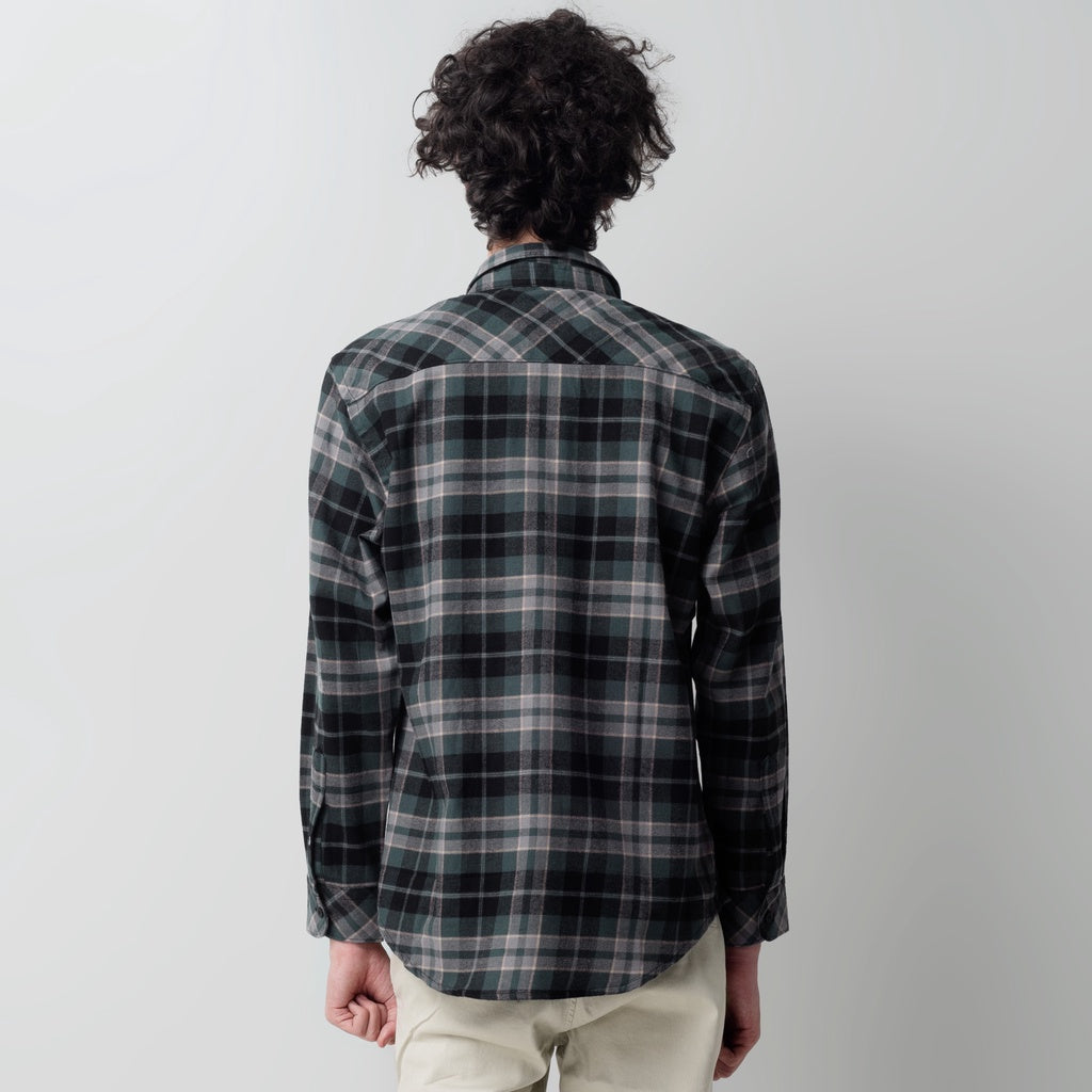 Benhill Kemeja Pria Flannel Lengan Panjang Kotak Hijau 29229-21733