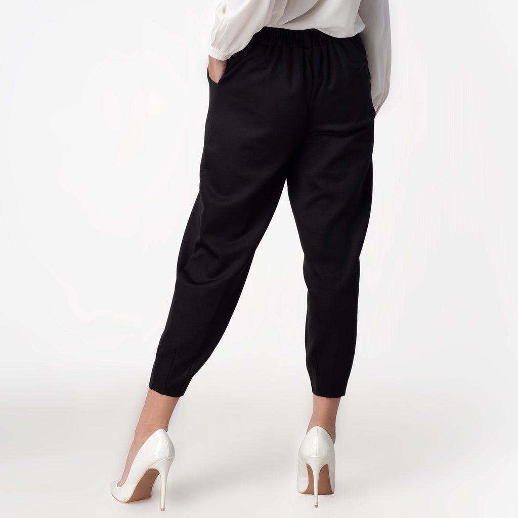 Benhill "Hanna" Celana Wanita Bahan Scuba Aladdin Pant Black 222-39276