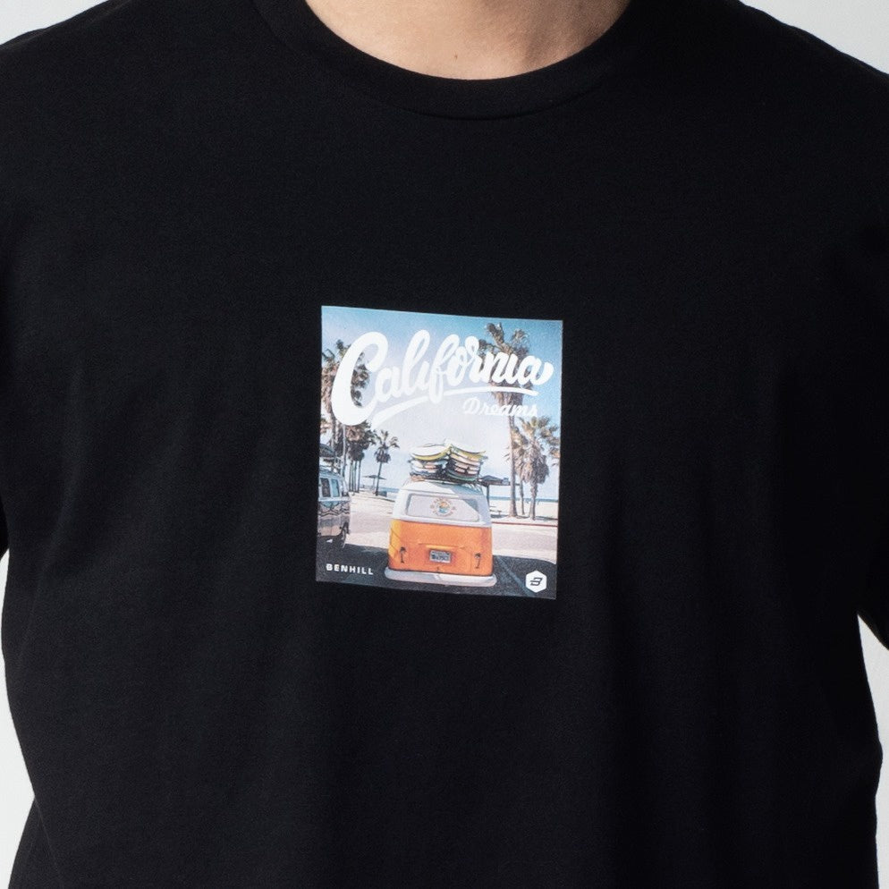 Benhill Kaos Grafis Katun 30s Combed Lengan Pendek Hitam 416-15268