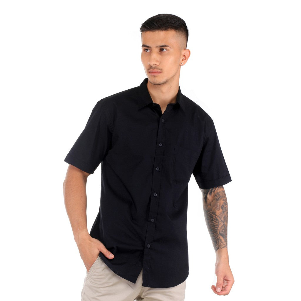 Benhill Kemeja Pria Basic Polos Lengan Pendek Katun Poplin Hitam 27359-19234