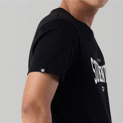 Benhill T-shirt Grafis Katun 30s Combed Lengan Pendek Hitam 392-39268