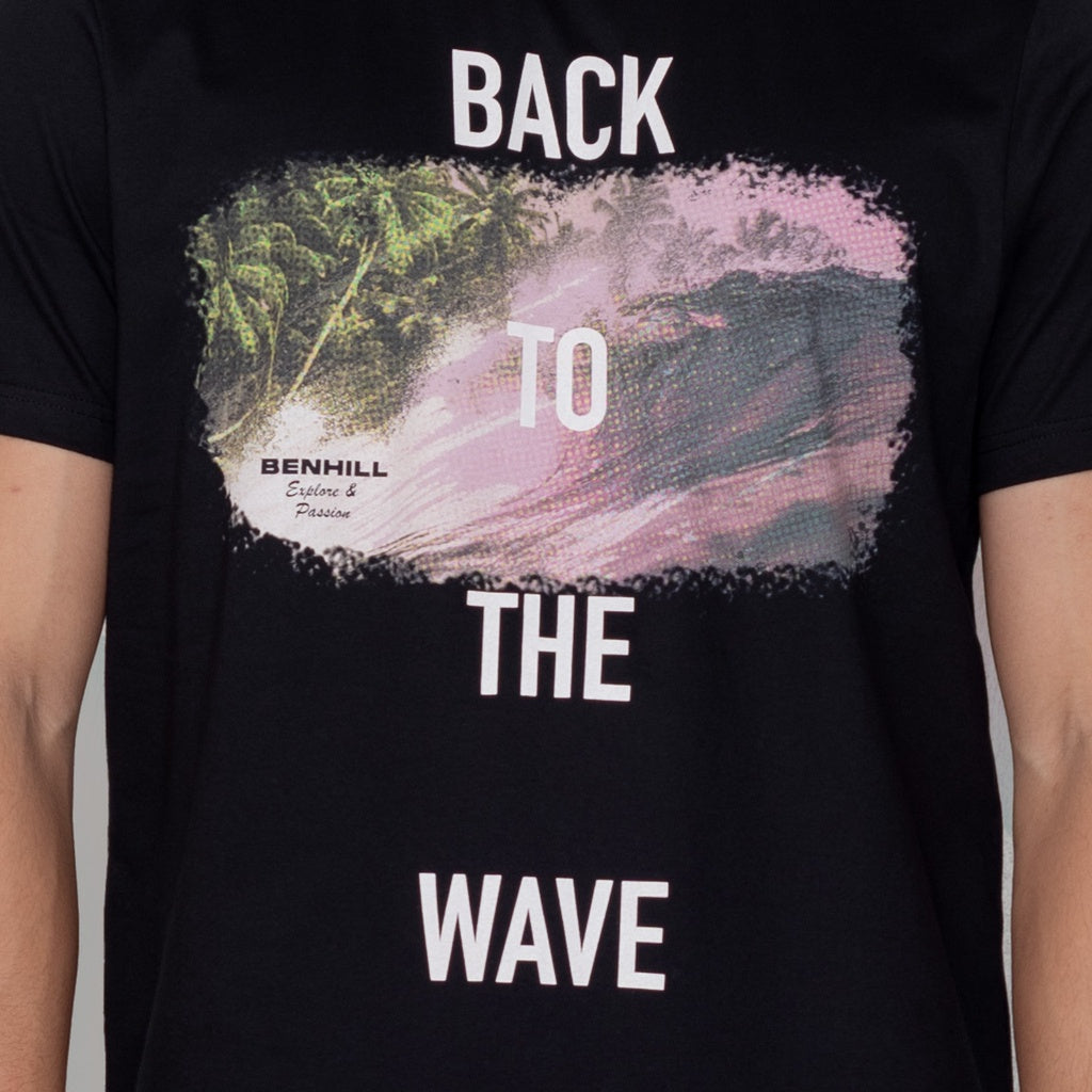 Benhill T-shirt Grafis Katun 30s Combed Lengan Pendek Hitam A24-29268