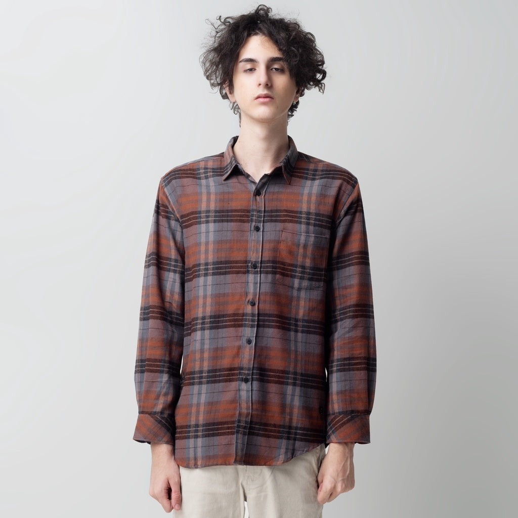 Benhill Kemeja Pria Flannel Lengan Panjang Kotak Coklat 28914-11533