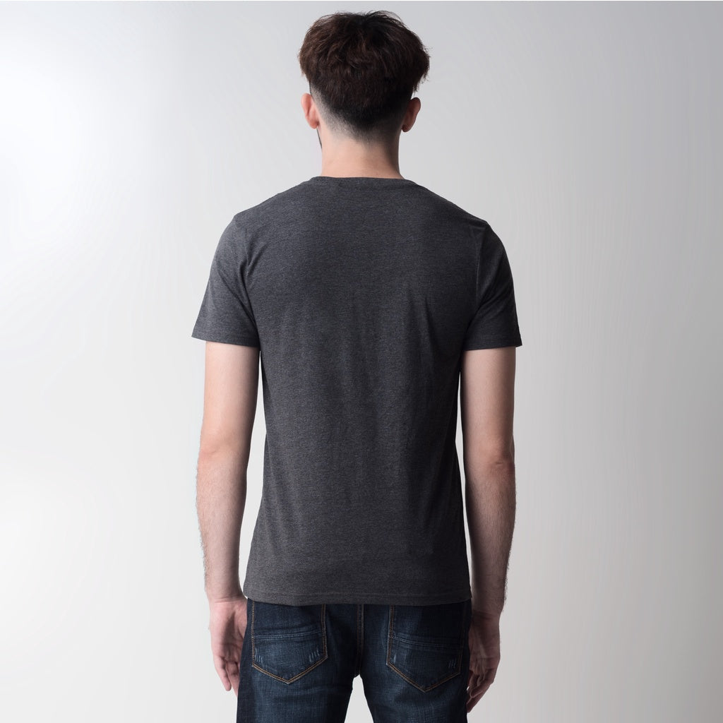 Benhill Kaos Grafis Katun 30s Combed Lengan Pendek Dark Grey 397-39268