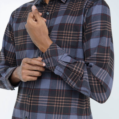 Benhill Kemeja Pria Flannel Lengan Panjang Kotak  Abu 53-11633