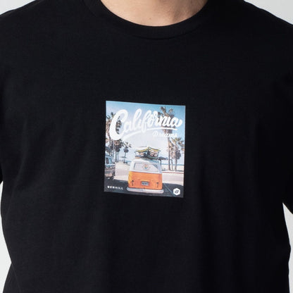 Benhill Kaos Grafis Katun 30s Combed Lengan Pendek Hitam 416-15268