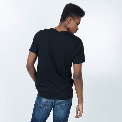 Benhill Kaos Grafis Katun 30s Combed Lengan Pendek Warna Hitam 423-15268