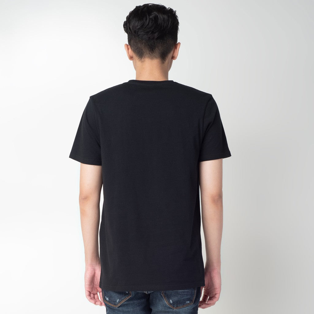 Benhill T-shirt Grafis Katun 30s Combed Lengan Pendek Hitam 322-359-35268