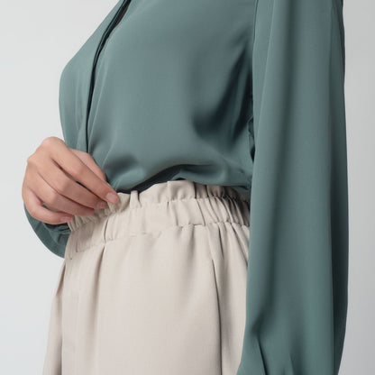 Benhill "Choe" Celana Bahan Wanita High Waist Beige 217-39574