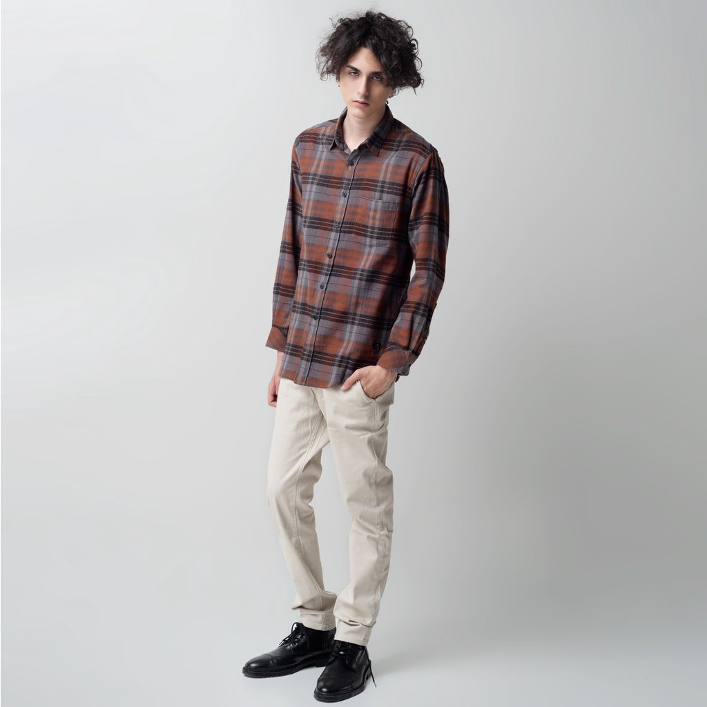 Benhill Kemeja Pria Flannel Lengan Panjang Kotak Coklat 28914-11533