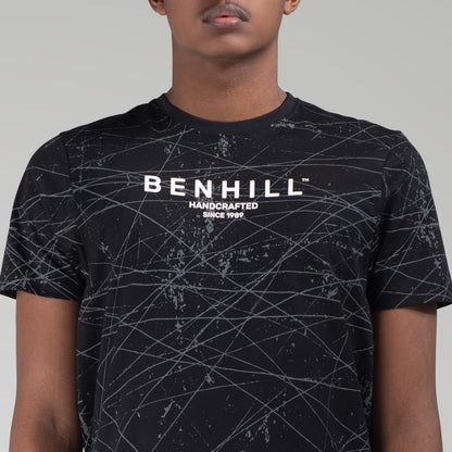 Benhill Kaos Grafis Full Print Hitam 448-39268