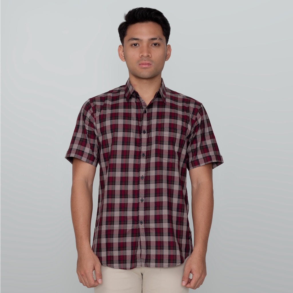 Benhill Kemeja Pria Herringbone Lengan Pendek Kotak Maroon 29455-41434