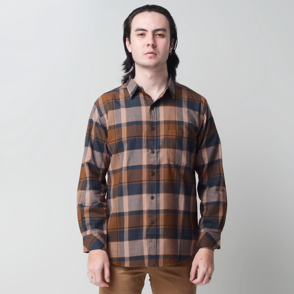 Benhill Kemeja Pria Flannel Lengan Panjang Kotak Coklat 29413-11533