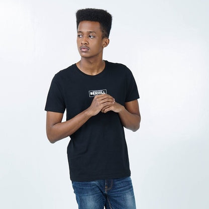 Benhill Kaos Grafis Katun 30s Combed Lengan Pendek Warna Hitam 350-35268