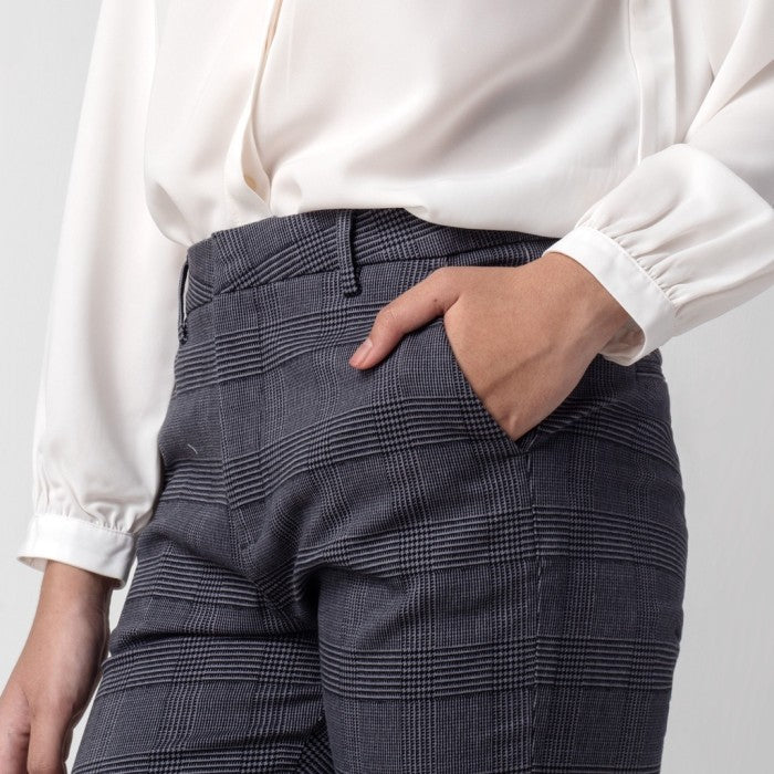 Celana Tartan Wanita Plaid Pants Grey 265-32682