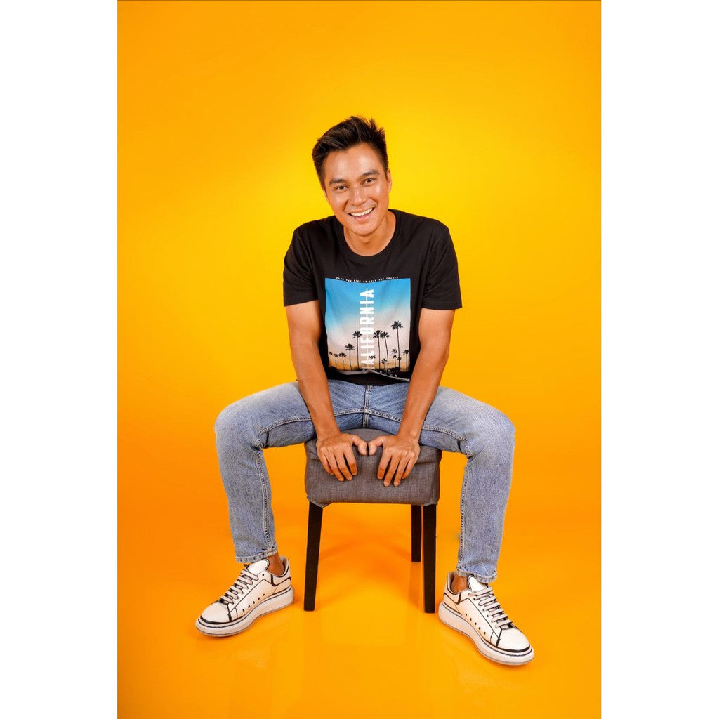 Benhill T-shirt Grafis Katun 30s Combed Lengan Pendek Hitam 321-358-35268