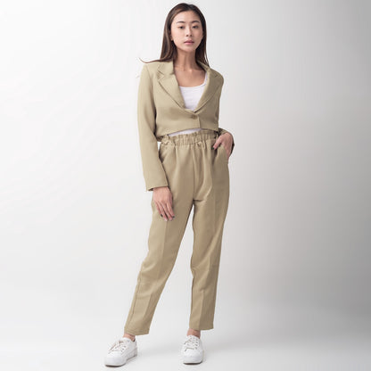 Benhill "Jia " Blazer Kerja / Outer Wanita Premium  Body Pendek Lengan Panjang Cream 799-39599