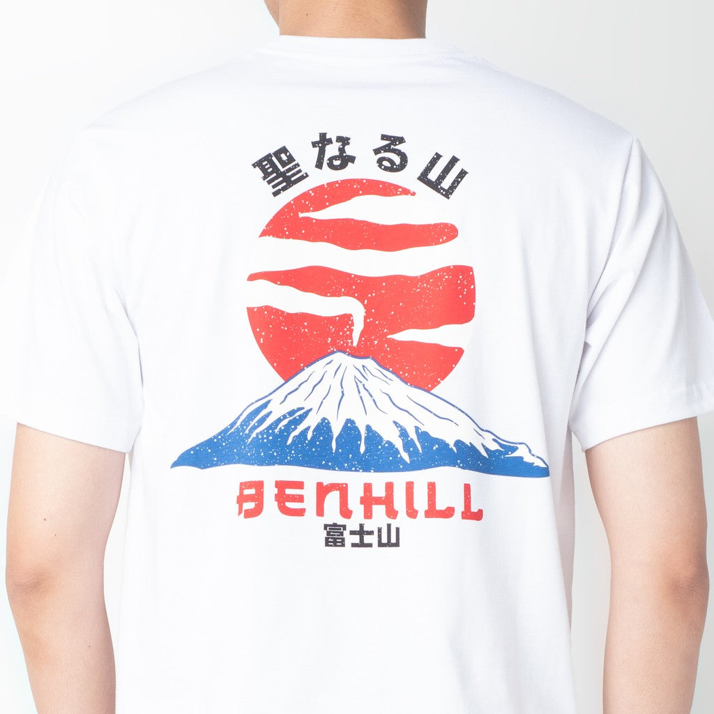 Benhill Kaos Grafis Katun 24s Combed Lengan Pendek Putih 404-405-15168