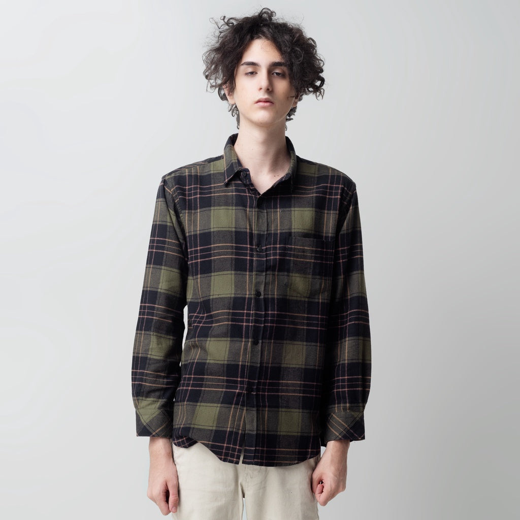 Benhill Kemeja Pria Flannel Lengan Panjang Kotak Hijau 28182-83-11S33