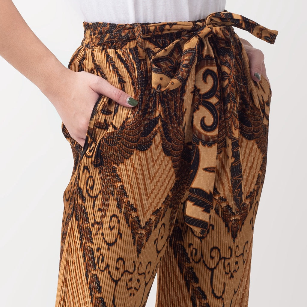 Benhill Celana Wanita Cullotes  Plisket Batik Premium Tali Pinggang Karet Coklat Motif 828-36590