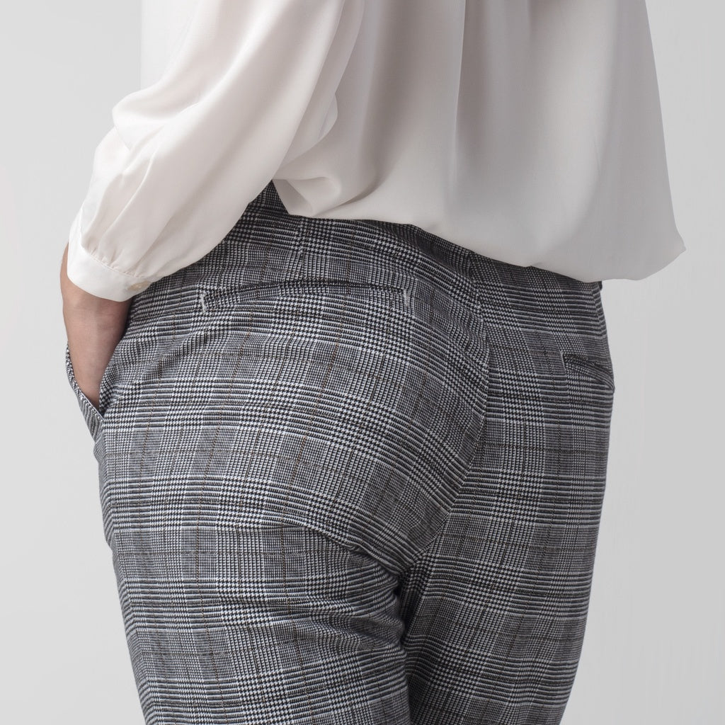 Celana Tartan Wanita "Narae" Plaid Pants Grey 259-32282