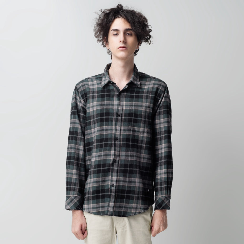 Benhill Kemeja Pria Flannel Lengan Panjang Kotak Hijau 29229-21733