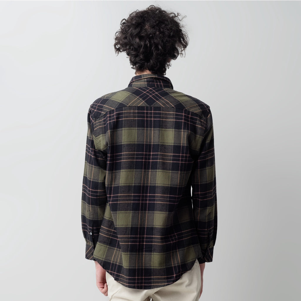 Benhill Kemeja Pria Flannel Lengan Panjang Kotak Hijau 28182-83-11S33