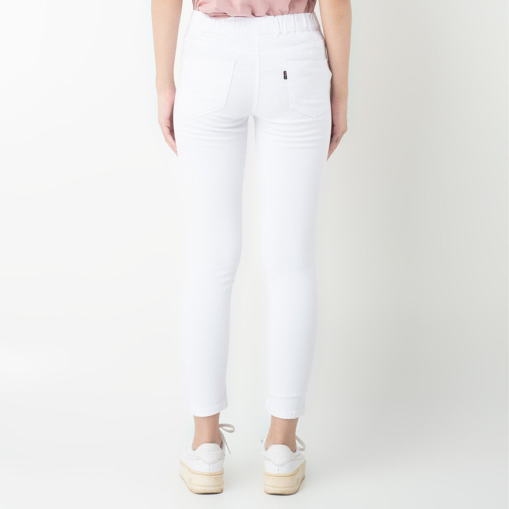 Benhill "Jiwon" Celana Panjang Wanita White 02250-22127