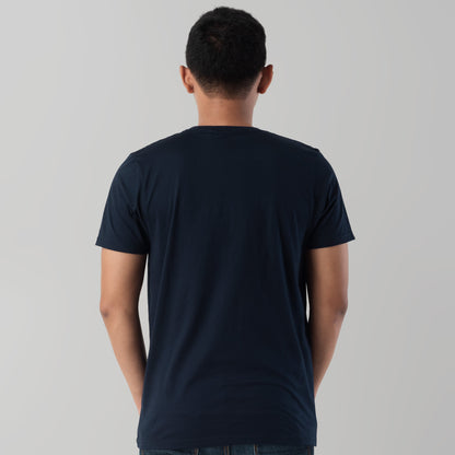 Benhill Kaos Grafis Katun 30s Combed Lengan Pendek Navy 398-39G68