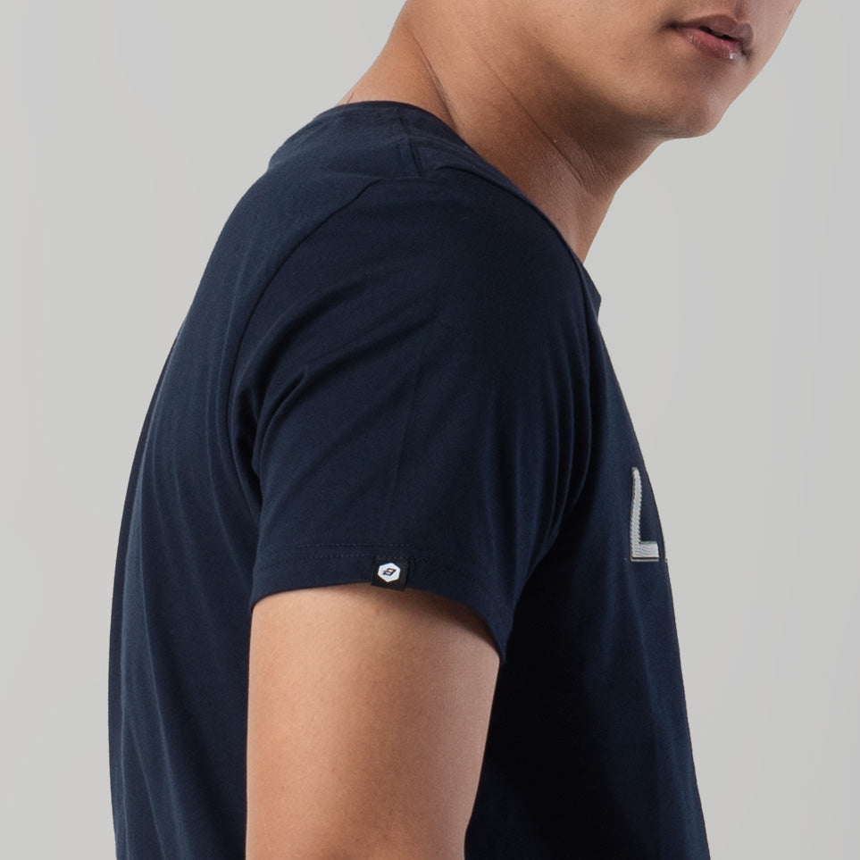 Benhill Kaos Grafis Katun 30s Combed Lengan Pendek Navy 398-39G68