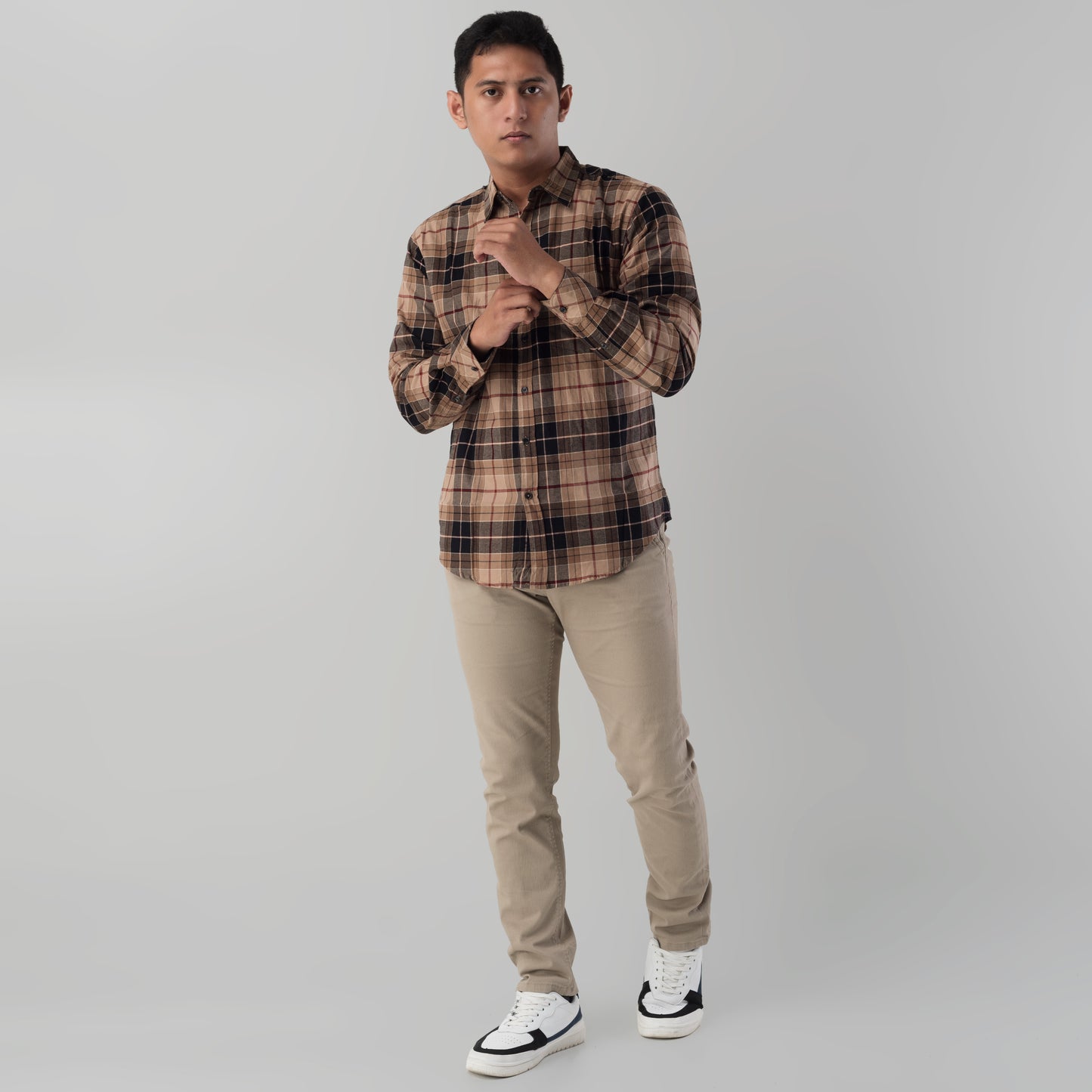 Benhill Kemeja Pria Flannel Lengan Panjang  Kotak Coklat 28077-11533