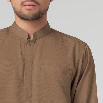 Benhill Kemeja Koko Pria "Tenun Sultan" Cotton Dobby Lengan Panjang Brown 29932-29933-36509