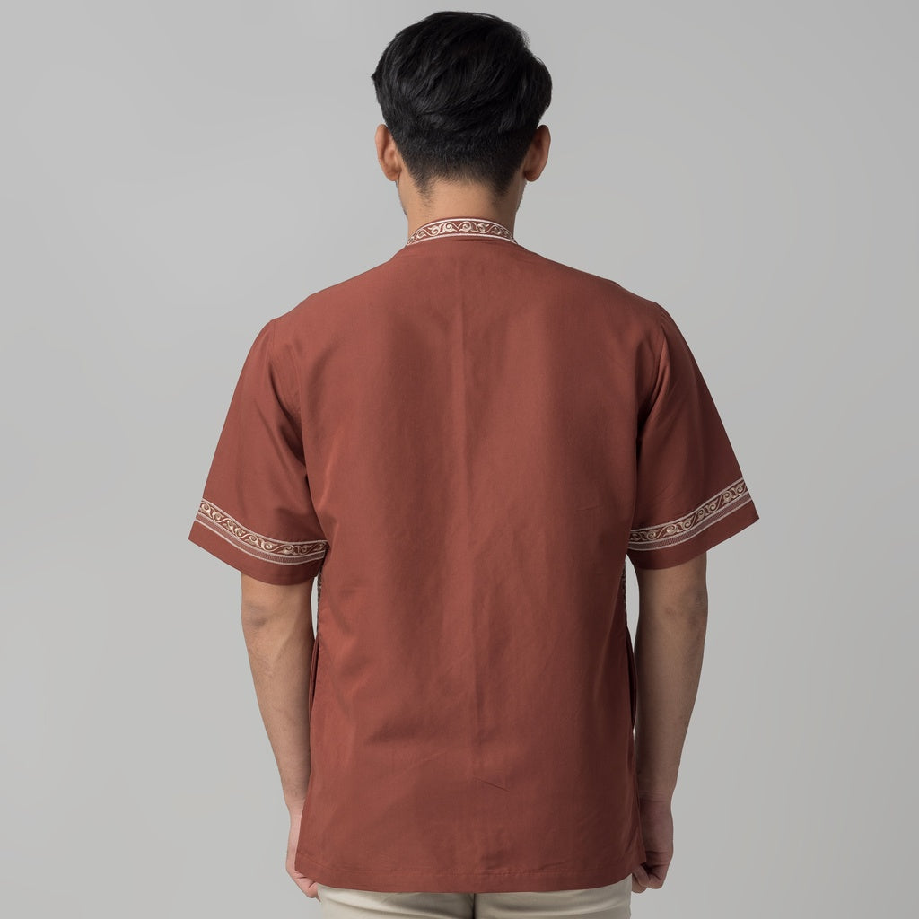 Benhill Taqwa Koko Bordir Pria Lengan Pendek Terracotta 2382-09-84-36408