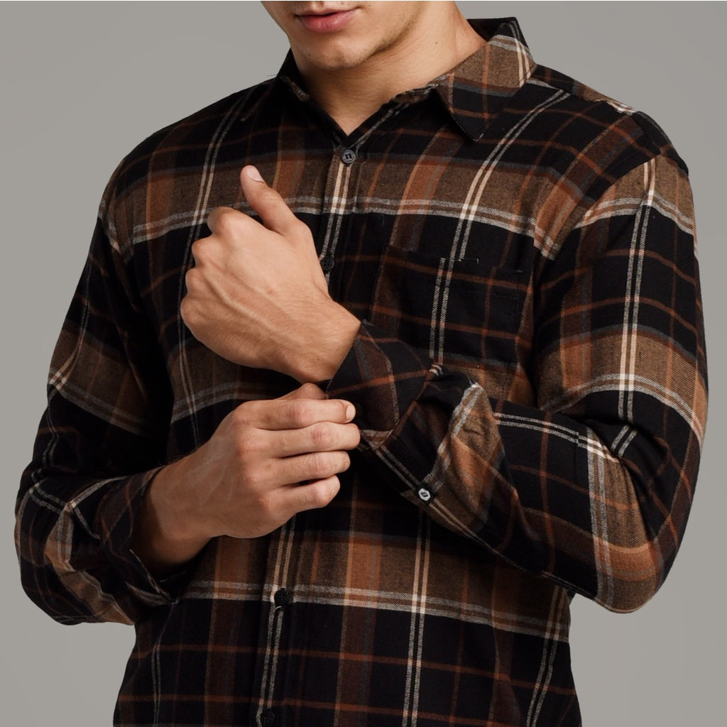 Benhill Kemeja Pria Flannel Lengan Panjang Kotak Hitam 28935-11233